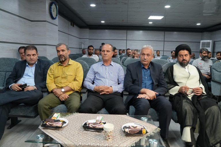 آتش‌نشانان محمدشهر تجلیل شدند